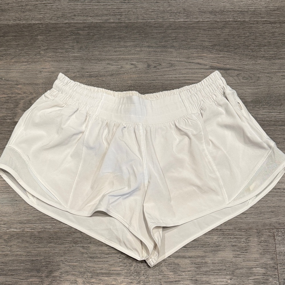 Women’s Hotty Hot Shorts Low Rise 2.5”